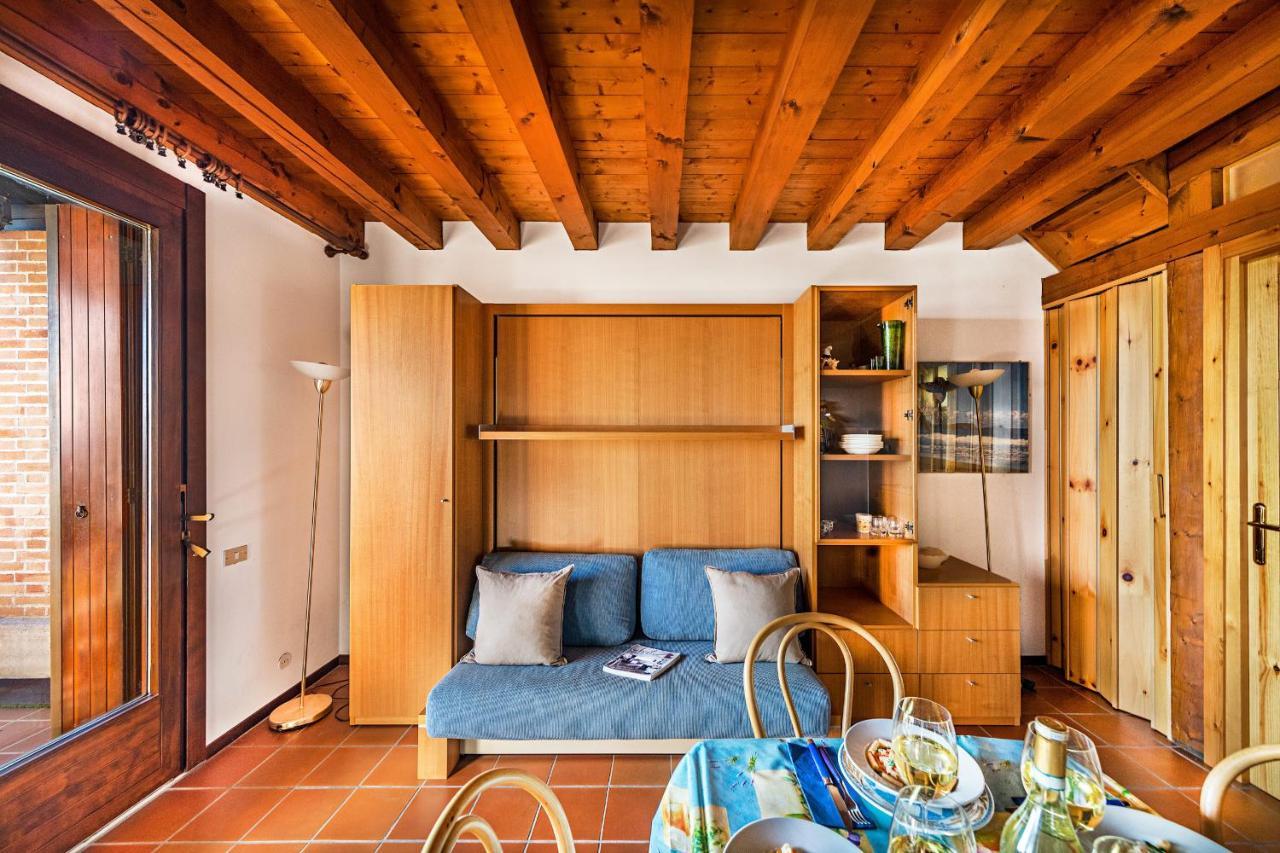 Residence Moniga Porto 1-08 By Wonderful Italy モニーガ・デル・ガルダ エクステリア 写真