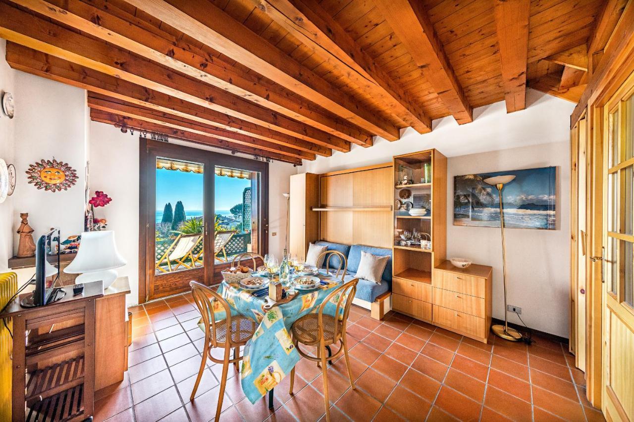 Residence Moniga Porto 1-08 By Wonderful Italy モニーガ・デル・ガルダ エクステリア 写真