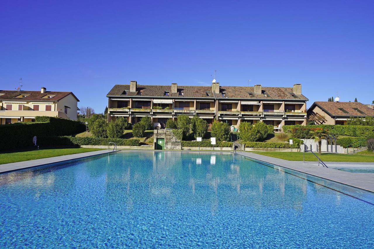 Residence Moniga Porto 1-08 By Wonderful Italy モニーガ・デル・ガルダ エクステリア 写真
