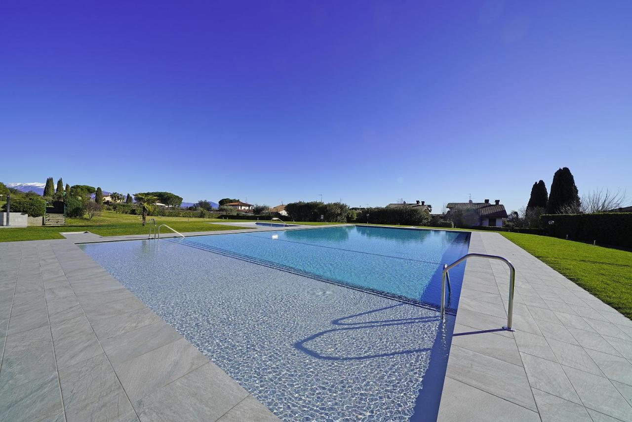 Residence Moniga Porto 1-08 By Wonderful Italy モニーガ・デル・ガルダ エクステリア 写真